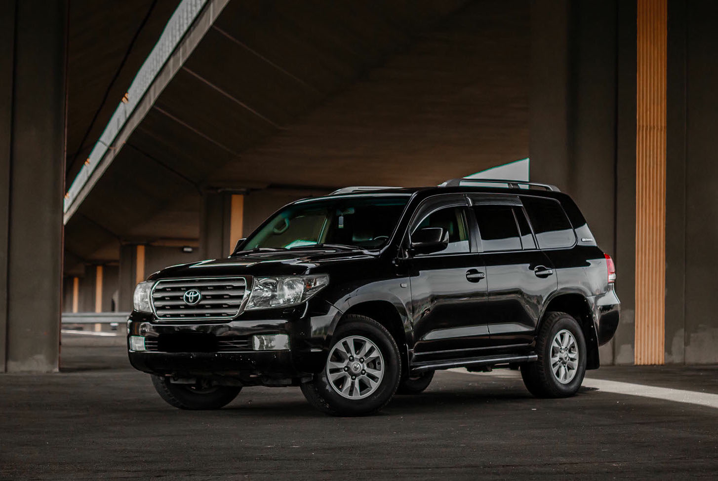 Toyota Land Cruiser 200